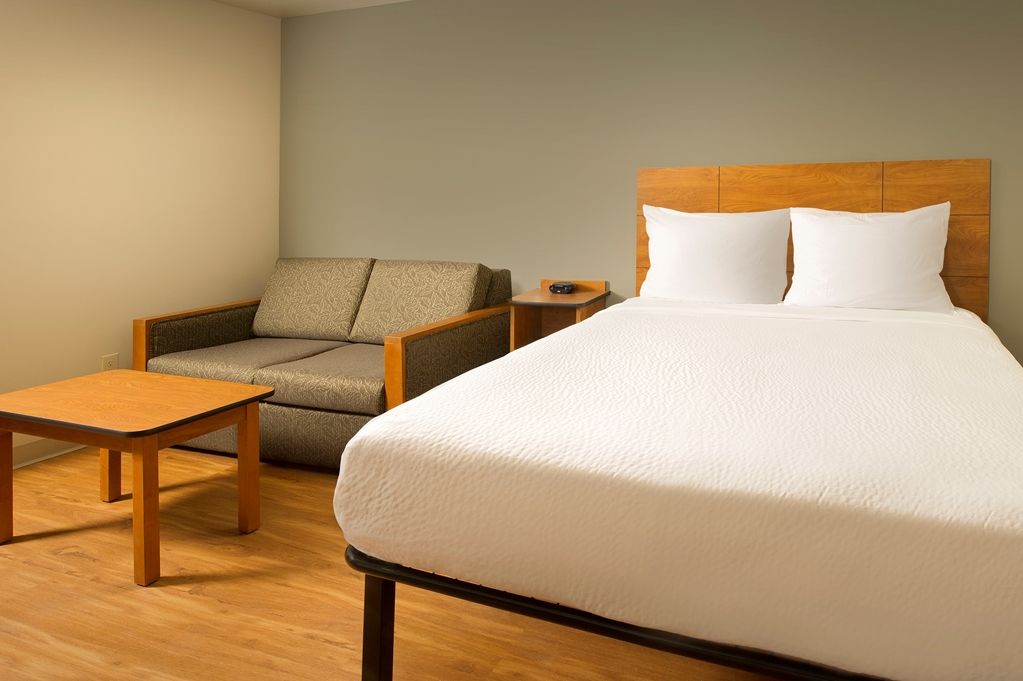 Extended Stay America Select Suites - Oklahoma City - West Chambre photo